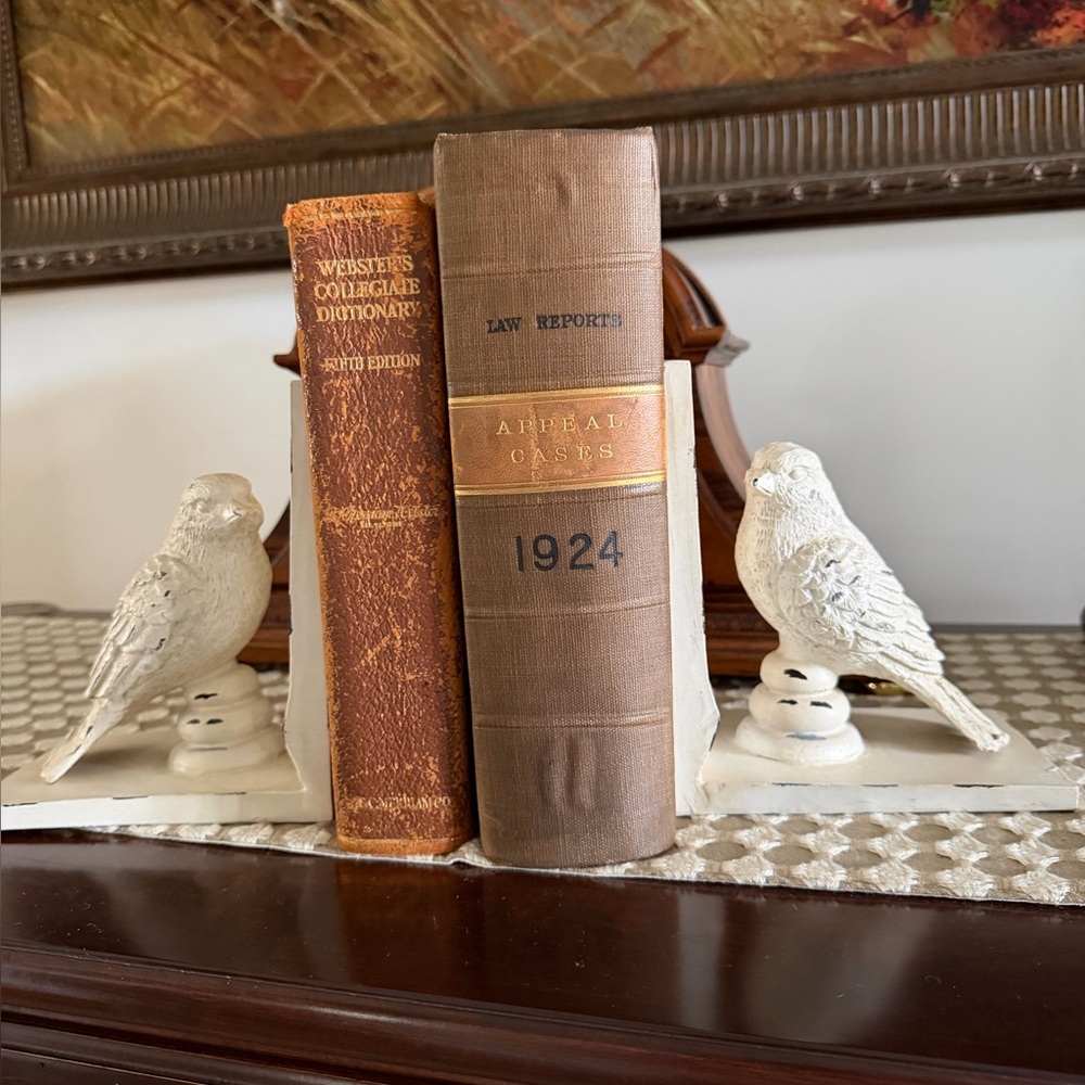 Charming White Bird Bookends